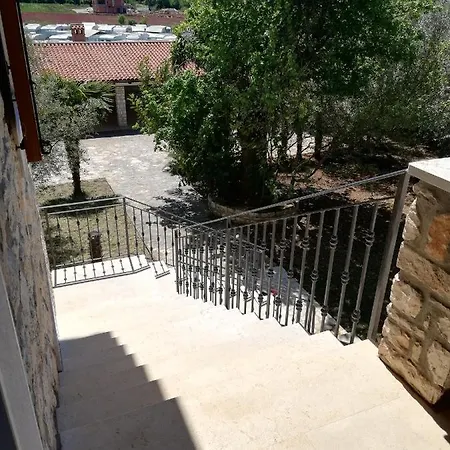 Villa Valeta 500 Meters From The Beach