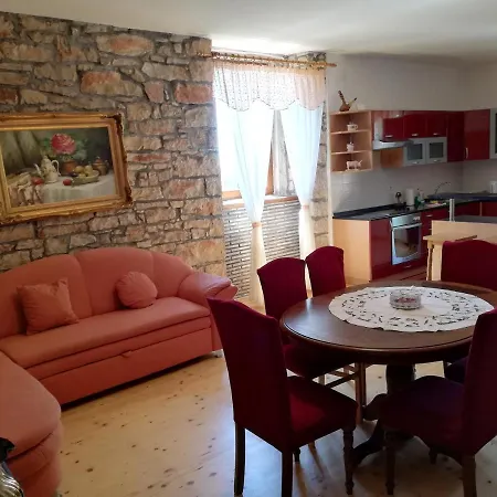 Valeta 500 Meters From The Beach