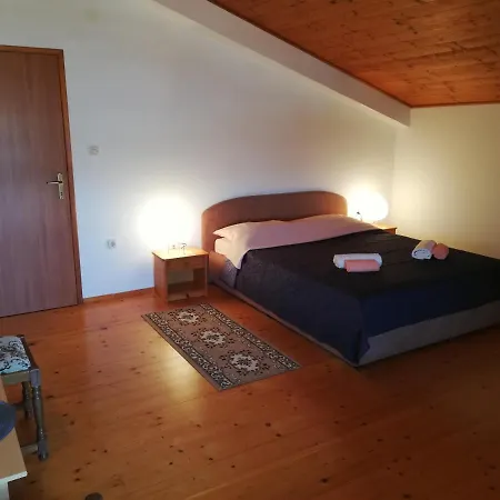 Valeta 500 Meters From The Beach
