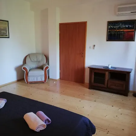 Valeta 500 Meters From The Beach *